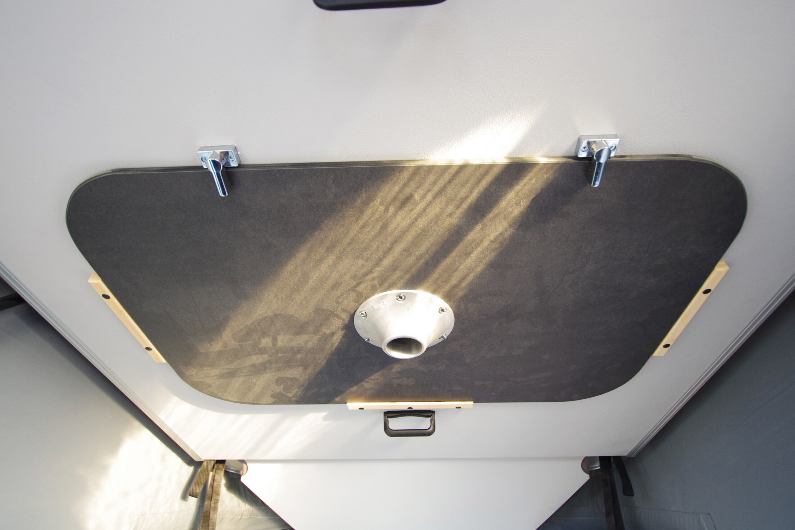 table plafond
